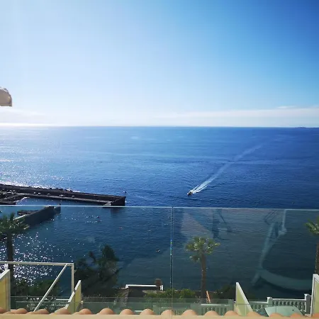 Appartement Magical Apt. With Sea View & Cliff