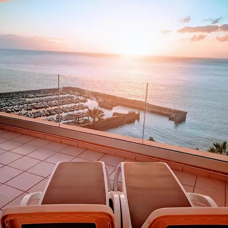 Magical Apt. With Sea View & Cliff Appartement
